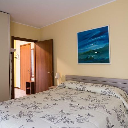 Villa Cozy Penthouse San Donato Milanese Exterior foto