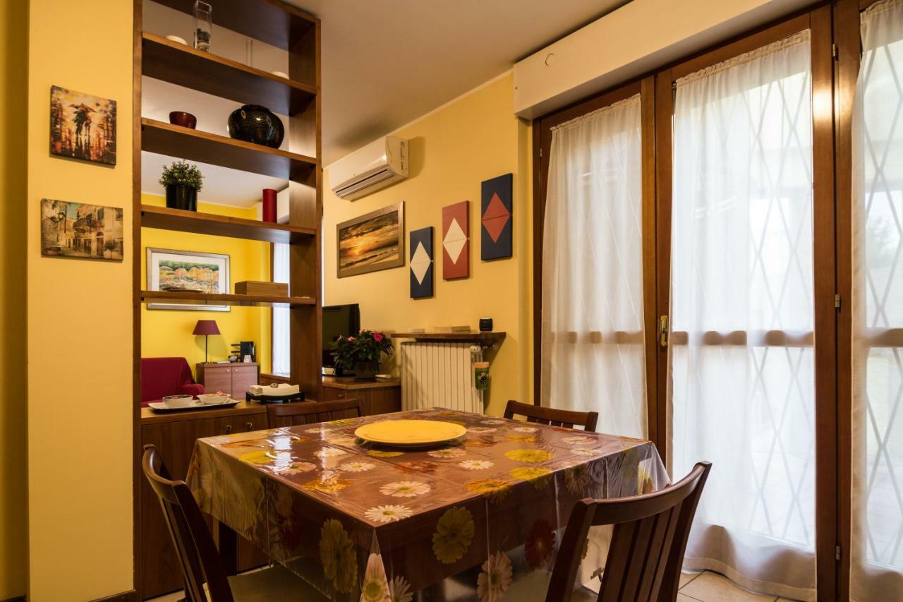 Villa Cozy Penthouse San Donato Milanese Exterior foto
