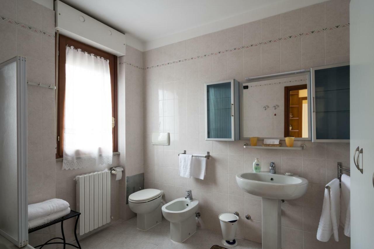 Villa Cozy Penthouse San Donato Milanese Exterior foto
